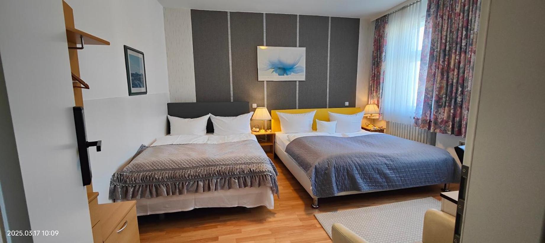 Hotel Happy Бад Брамстелд Екстериор снимка