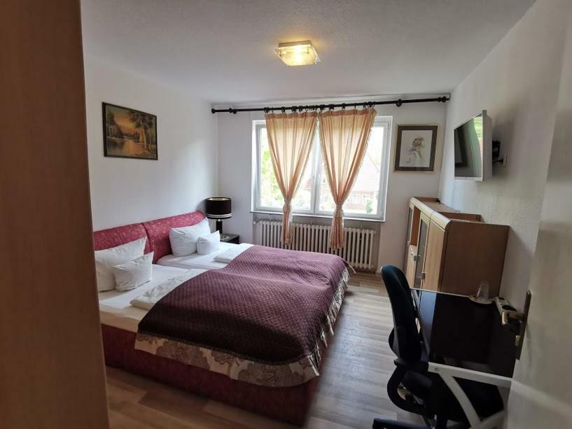 Hotel Happy Бад Брамстелд Екстериор снимка